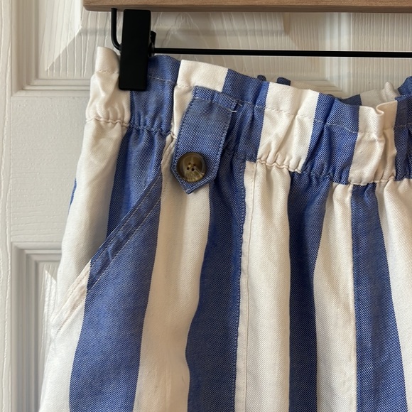 American Eagle women’s shorts size small - Picture 2 of 8